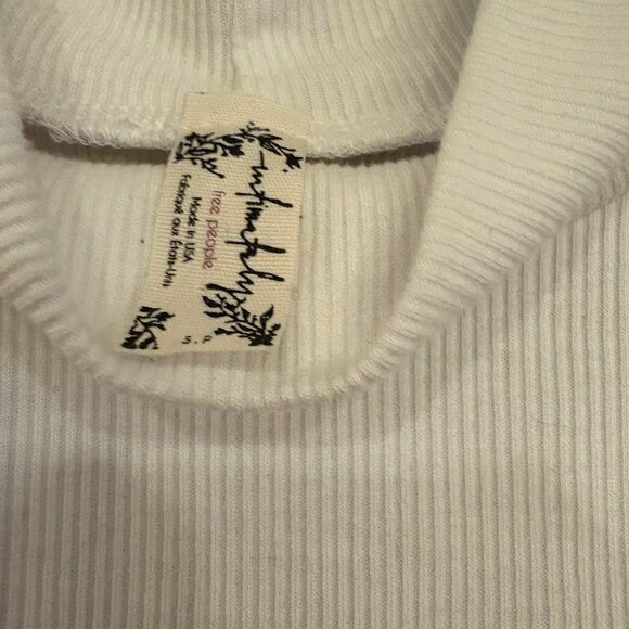 Free People shoulder cutout Bodysuit - Sz S - Picture 5 of 5